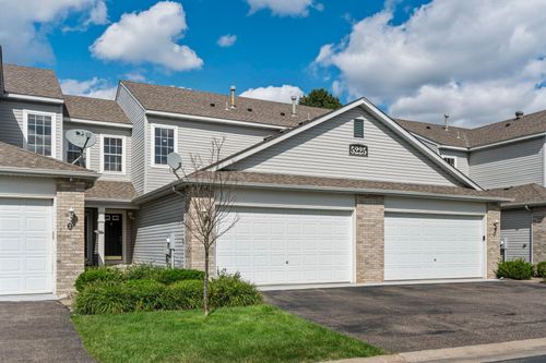 unit-3-5225 Holly Ln N, Plymouth, MN, 55446-1784 | Card Image