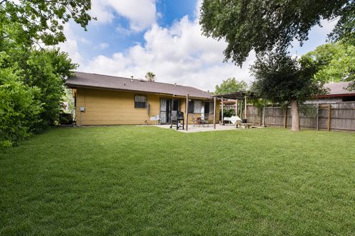 1011 S Brownleaf Street, San Antonio, TX, 78227 | Card Image