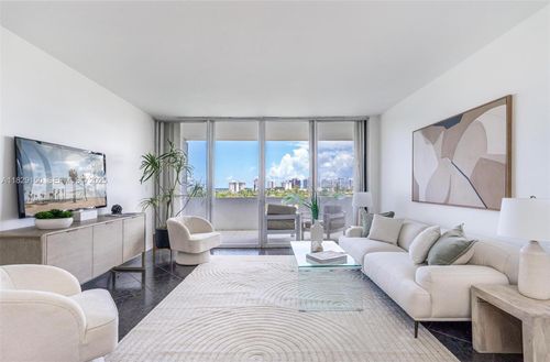 apt-705-9101 E Bay Harbor Dr, Bay Harbor Islands, FL, 33154-2729 | Card Image