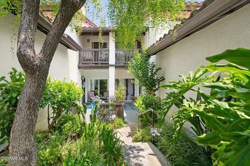 unit-b-578 Water Oak Ln, Oak Park, CA, 91377-3738 | Card Image