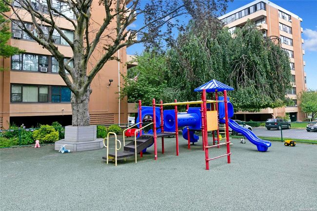 APT-4D - 162-40 9 Th Ave, Home with 1 bedrooms, 1 bathrooms and 1 parking in Beechhurst NY | Image 19