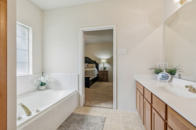 6119 Cypress Point Dr, Townhouse with 2 bedrooms, 2 bathrooms and null parking in Garland TX | Image 18