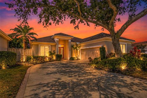 8622 51st Ter E, BRADENTON, FL, 34211-3740 | Card Image