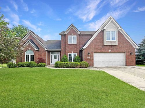 483 Sinclair Dr, West Lafayette, IN, 47906-8692 | Card Image