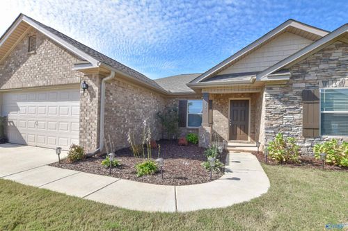 304 Fenrose Dr, Harvest, AL, 35749-2606 | Card Image