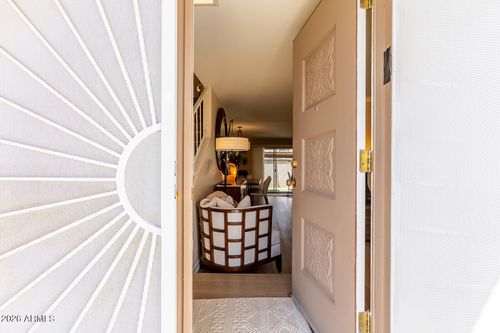 8337 E Vista Dr, Scottsdale, AZ, 85250-7321 | Card Image