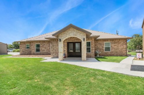 241 E Circle Dr, Coleman, TX, 76834 | Card Image