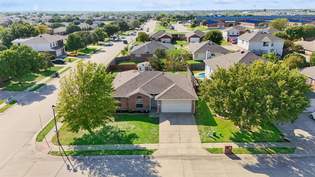 Palomino Ln, Krum, TX 76249