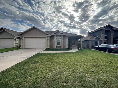 5829 Chamomile Ct, Corpus Christi, TX, 78414-4233 | Card Image