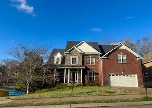 142 Ridgeview Trce, Hendersonville, TN, 37075-7007 | Card Image
