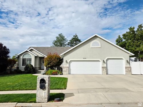 2559 E Cupecoy Dr, Cottonwood Heights, UT, 84121-3244 | Card Image