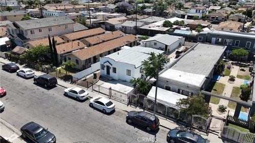 1124 E 76th, Los Angeles, CA, 90001 | Card Image