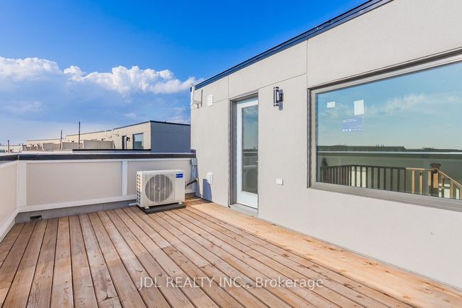 3 - 175 William Duncan Rd, Condo with 2 bedrooms, 2 bathrooms and 1 parking in North York ON | Image 24