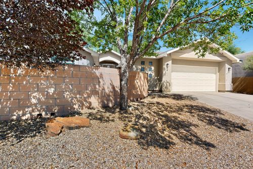 304 Calle Evangeline, Bernalillo, NM, 87004-5946 | Card Image