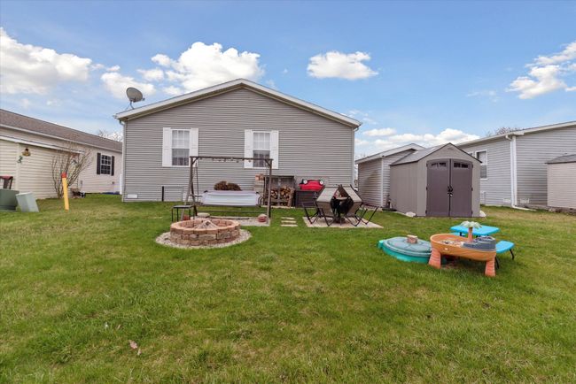 24922 N Hampton Dr, House other with 4 bedrooms, 3 bathrooms and null parking in Flat Rock MI | Image 53