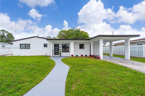 4450 Nw 169th Ter, Miami Gardens, FL, 33055-4325 | Card Image