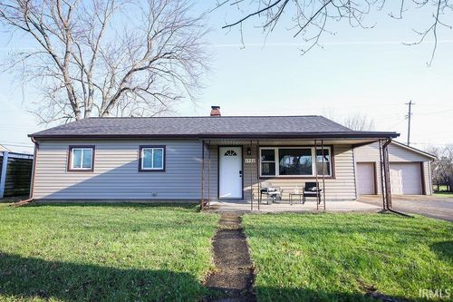2940 S Chippewa Ln, Muncie, IN, 47302-5596 | Card Image
