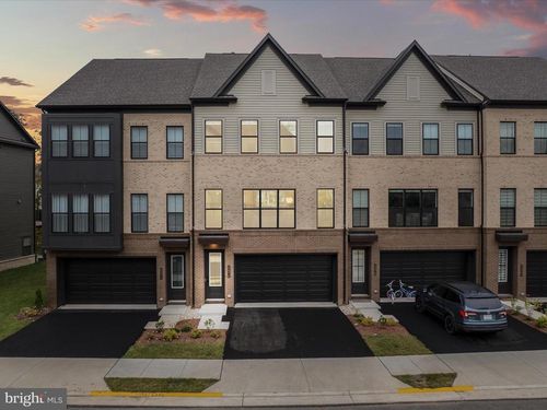 22976 Copper Tree Ter, ASHBURN, VA, 20148-5206 | Card Image