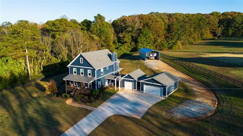 564 Old Airport Rd, Commerce, GA, 30530-4311 | Card Image
