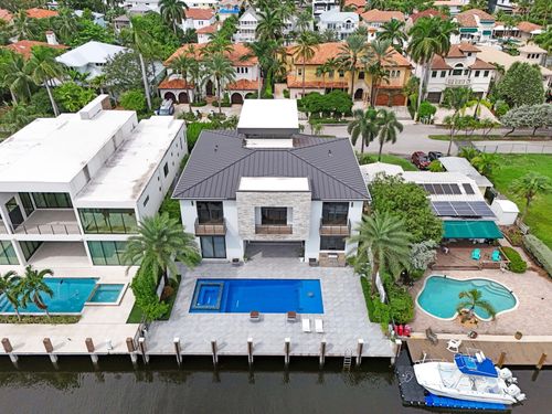 424 Coconut Isle Dr, Fort Lauderdale, FL, 33301-2426 | Card Image