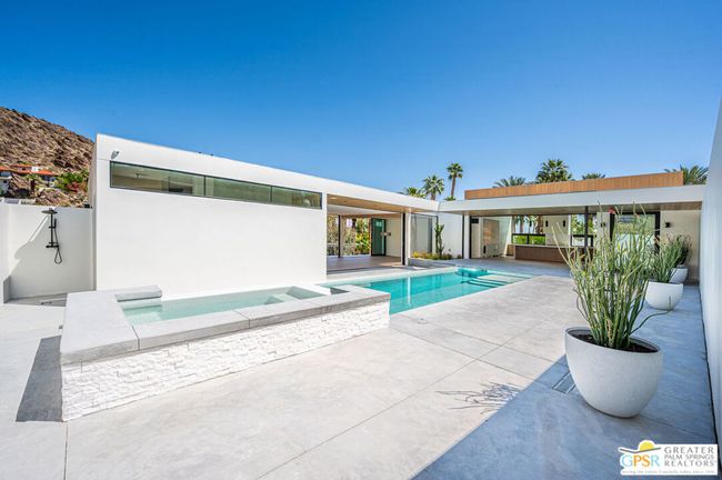 310 W Crestview Dr, House other with 3 bedrooms, 4 bathrooms and 2 parking in Palm Springs CA | Image 58