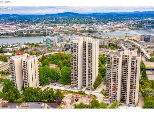 2309 Sw 1st Ave, Portland, OR, 97201-5062 | Card Image