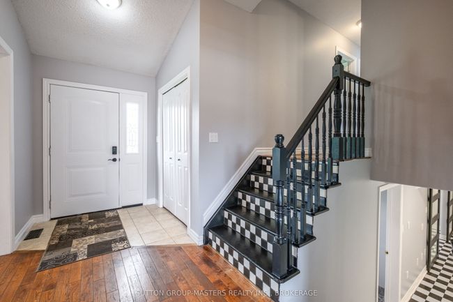3758 Mcconnell Rd, House other with 5 bedrooms, 3 bathrooms and 12 parking in South Frontenac ON | Image 17