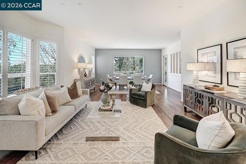3017 Grey Eagle Dr, Walnut Creek, CA, 94595-3934 | Card Image