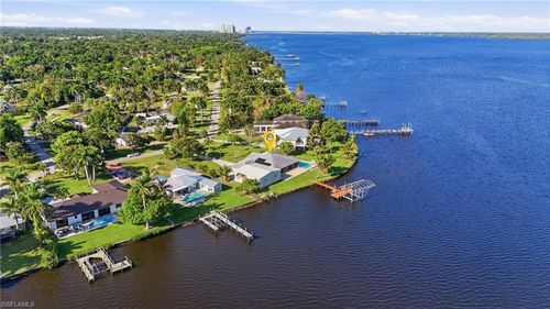 4473 E Riverside Dr, FORT MYERS, FL, 33905-2910 | Card Image