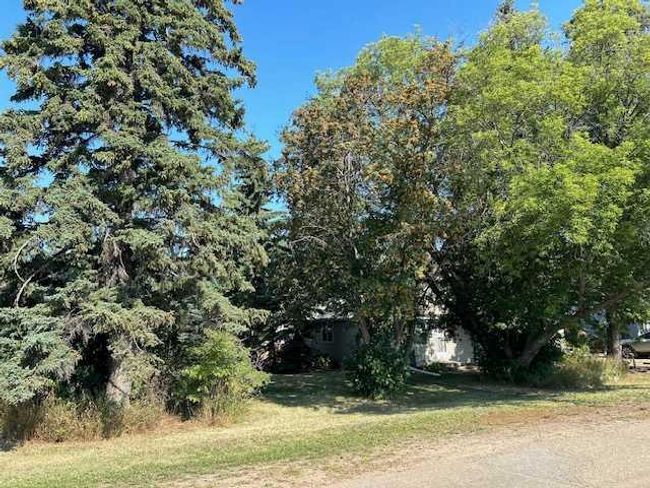 4614 49 St, House other with 2 bedrooms, 1 bathrooms and 4 parking in Bashaw AB | Image 31