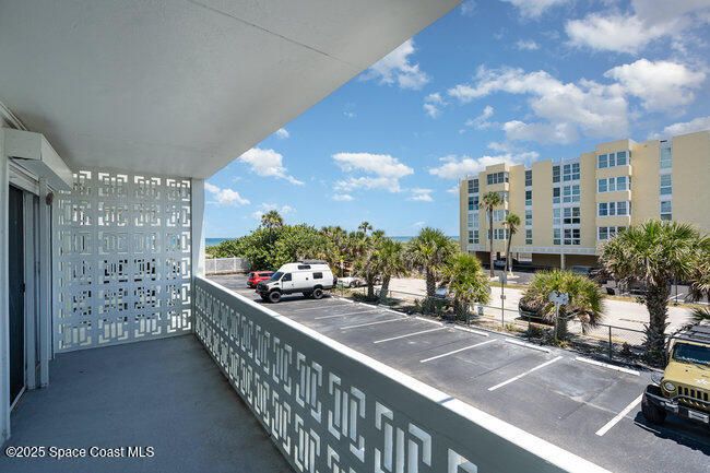 224 - 4800 Ocean Beach Blvd, Condo with 1 bedrooms, 1 bathrooms and null parking in Cocoa Beach FL | Image 4
