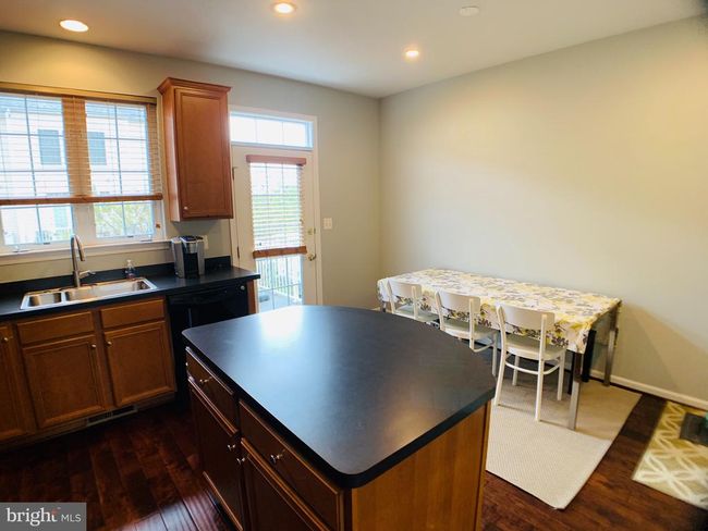 42627 Homefront Ter, Townhouse with 3 bedrooms, 4 bathrooms and null parking in SOUTH RIDING VA | Image 19