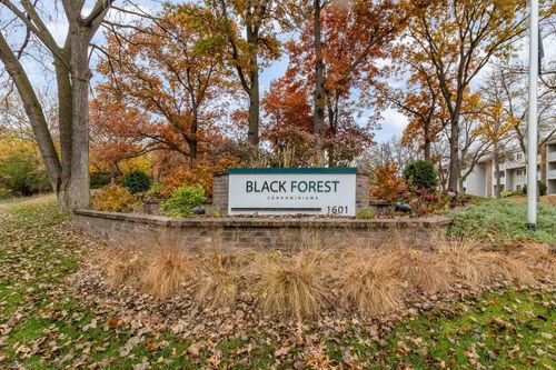 apt-123-1601 N Innsbruck Dr, Fridley, MN, 55432-6019 | Card Image