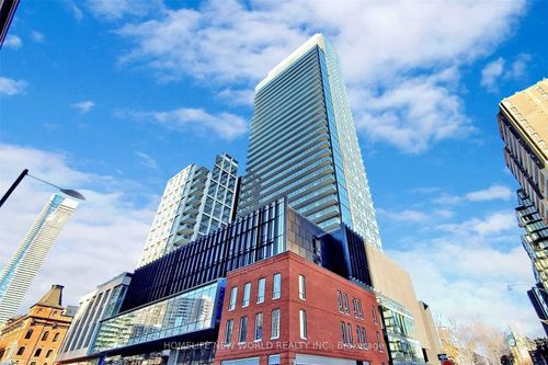 913-3 Gloucester St, Toronto, ON, M4Y0C6 | Card Image