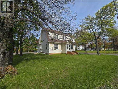 3560 Rue Principale, Tracadie-Sheila, NB, E1X1C9 | Card Image