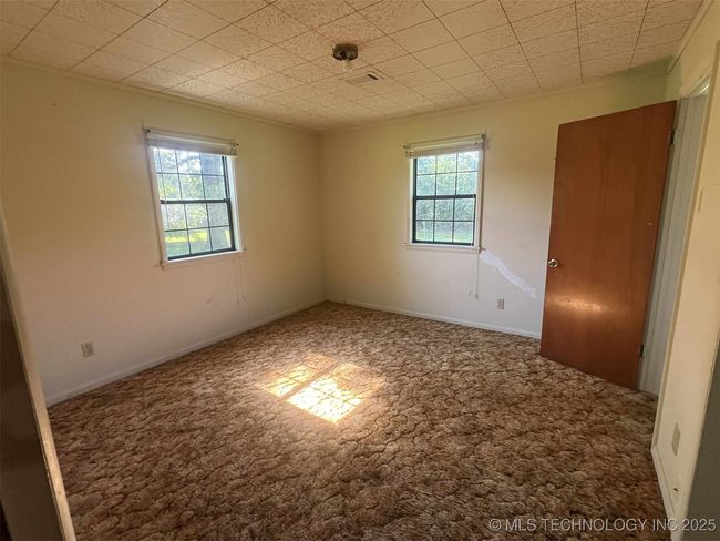 10650 W Highway 9, House other with 3 bedrooms, 2 bathrooms and null parking in Stigler OK | Image 23