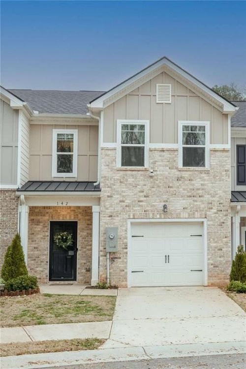 142 Hampton Cir, McDonough, GA, 30253-1100 | Card Image