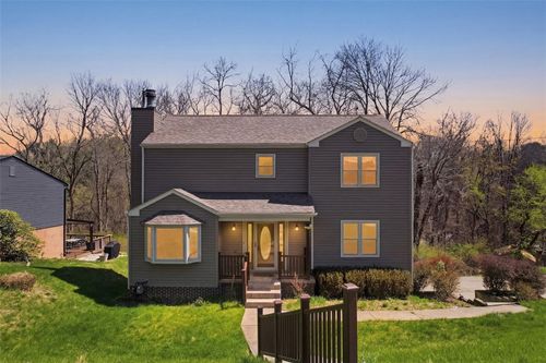 7808 Pine St, Pittsburgh, PA, 15237-1920 | Card Image