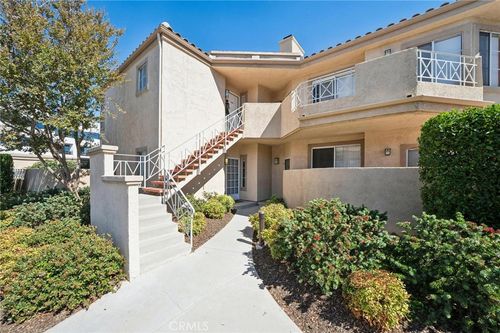 201-23715 Monte Vis, Newbury Park, CA, 91320-1021 | Card Image