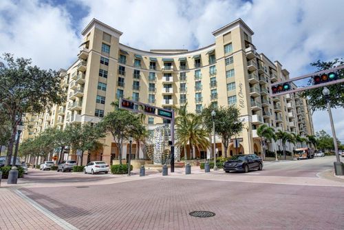 833-610 Clematis St, West Palm Beach, FL, 33401-5398 | Card Image