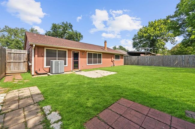 1370 Stevenage Ln, House other with 3 bedrooms, 2 bathrooms and 2 parking in Channelview TX | Image 26