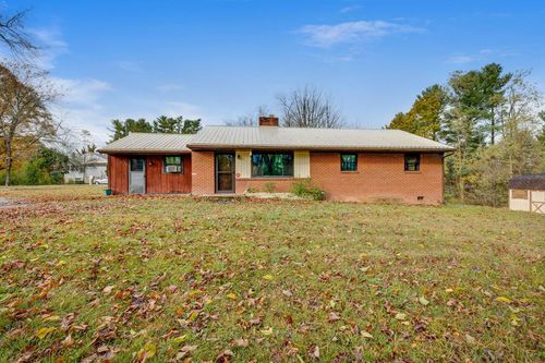 911 Cumberland St, Marion, VA, 24354-2319 | Card Image