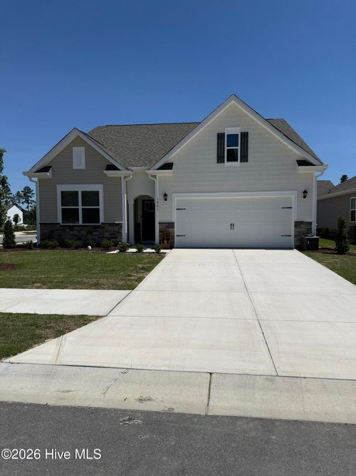 1001 Minnette Cir, New Bern, NC, 28562-4556 | Card Image