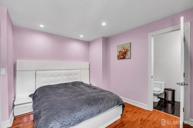152 Redpine Loop, Townhouse with 3 bedrooms, 3 bathrooms and null parking in Old Bridge NJ | Image 17