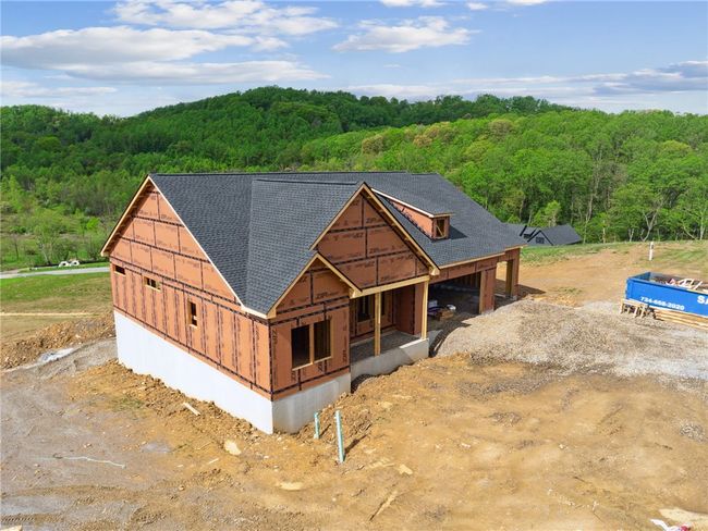 206 Linwood Court, House other with 3 bedrooms, 3 bathrooms and 3 parking in Unity Twp PA | Image 5