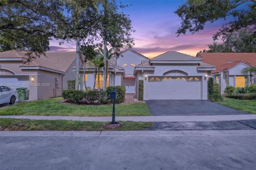 1520 Seabay Rd, Weston, FL, 33326-3330 | Card Image