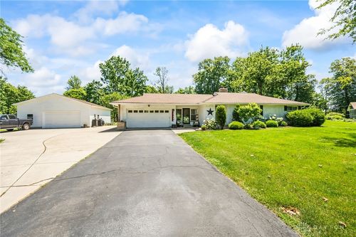 6455 Peters Rd, Tipp City, OH, 45371-2038 | Card Image