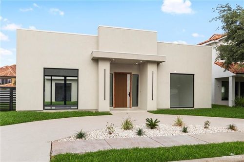 2228 S 45th St, McAllen, TX, 78503-8103 | Card Image