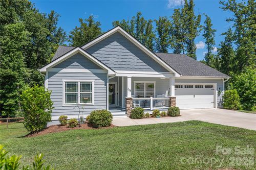 348 Olivet Ln, Fletcher, NC, 28732-0348 | Card Image