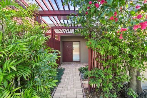1111 Windward Dr, Pembroke Pines, FL, 33026-3037 | Card Image
